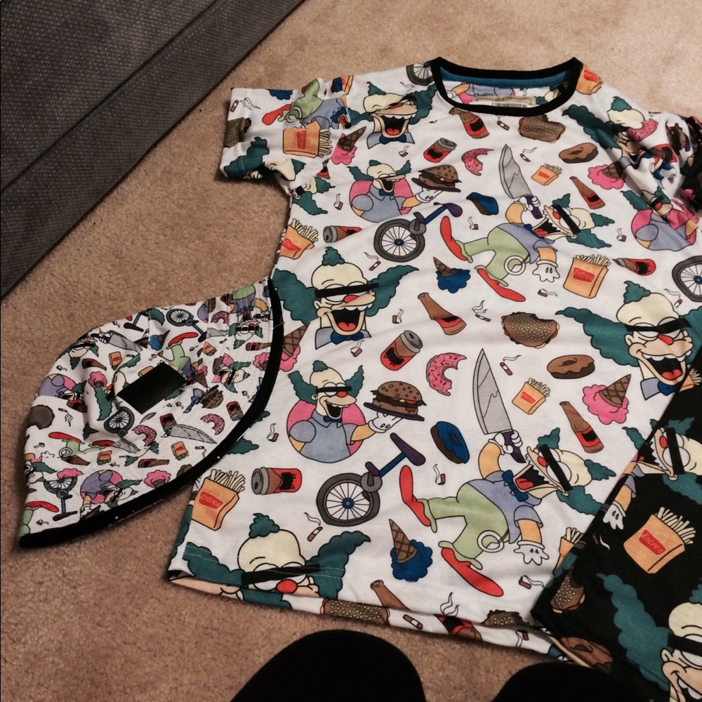 Entree Krusty the Clown shirt with Hat